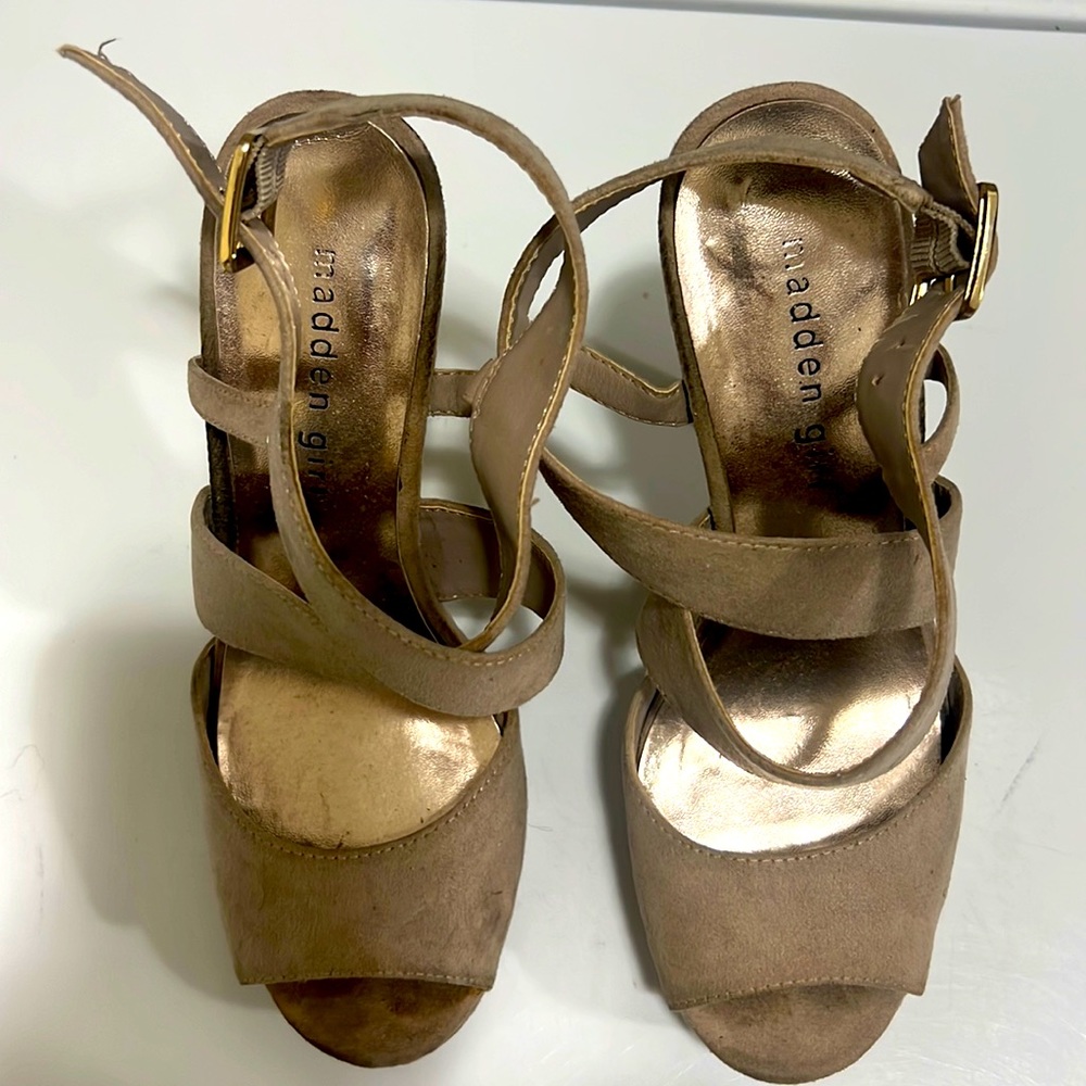 Madden girl tan 4 inch heels (gneato platform)